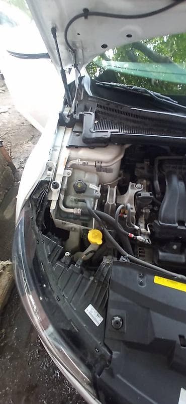 рендер: Renault SM6: 2020 г., 2 л, Автомат, Газ, Седан — 7