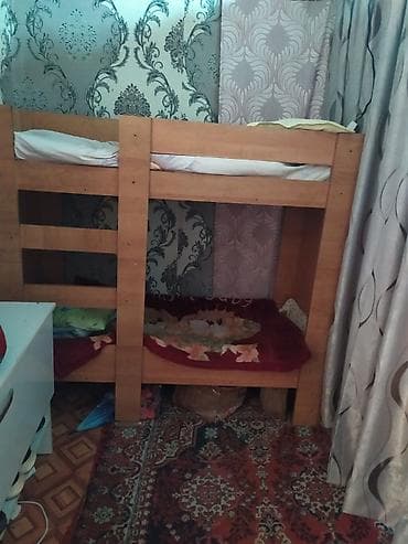 Дом и сад: Двухъярусная кровать из массива/ЛДСП светлого оттенка.звонить только — 2