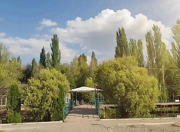аренда сауна: Продаются два одноэтажных коттеджа в зелёнке Лагуна-Сити. Цена 750$ за — 10