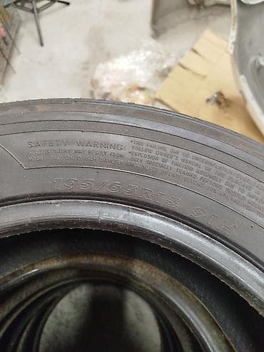 набор ключей срочно: Резина летняя 196.65.15 б.у — 3