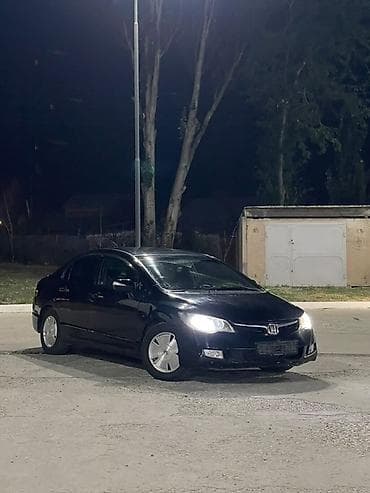 Honda Civic: 2008 г., 1.4 л, Вариатор, Бензин, Седан at lalafo.kg Honda Civic: 2008 г., 1.4 л, Вариатор, Бензин, Седан
