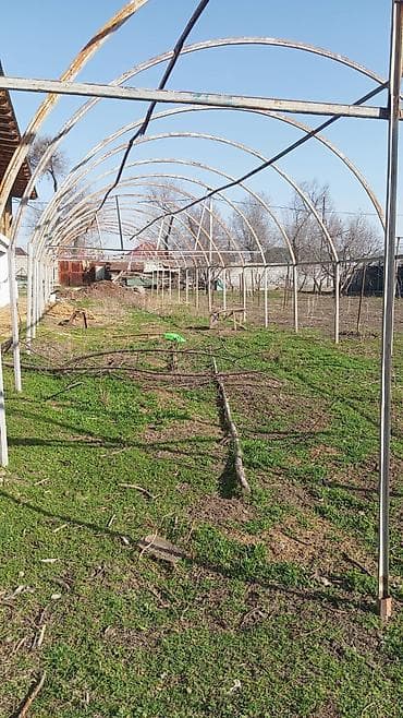 метал искотель: Срочно продается каркас теплицы. Ширина 5.80м Высота 5м Длина 40м — 2