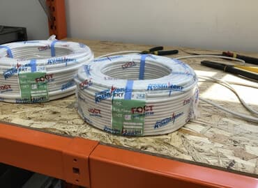 кабель 2 2 5: Белый электрический кабель ПВС 3x0.75мм от компании Электрокомплект — 1