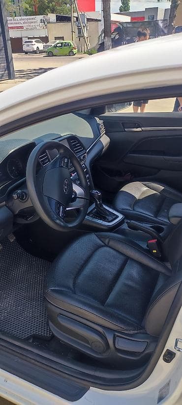 infinity fx35: Hyundai Avante: 2019 г., 1.6 л, Автомат, Бензин, Седан — 6