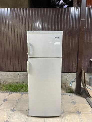 артель холодильник: Холодильник AVEST BCD-230, классическая двухкамерная модель с верхней — 1