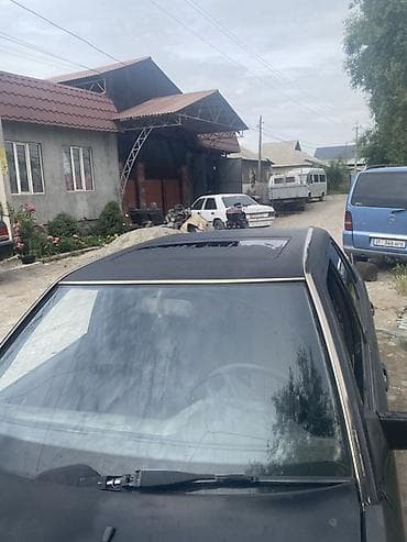 Mercedes-Benz W124: 1998 г., 2.3 л, Механика, Бензин, Седан at lalafo.kg Mercedes-Benz W124: 1998 г., 2.3 л, Механика, Бензин, Седан