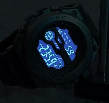 apple watc: Продаю наручные часы 3 шт. По 1000 сом 1 шт — 9