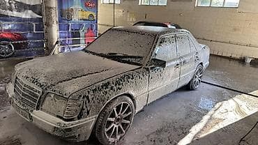 салон сиденья на мерседес 124: Mercedes-Benz W124: 1993 г., 3.2 л, Механика, Седан — 8