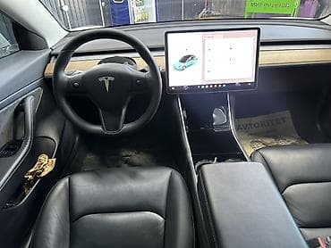Tesla: Tesla Model 3: 2020 г., Автомат, Электромобиль, Седан — 5