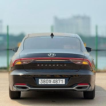 e klass: Hyundai Grandeur: 2020 г., Седан — 5