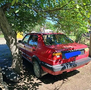 Volkswagen: Volkswagen Jetta: 1991 г., 1.8 л, Механика, Бензин, Седан — 10