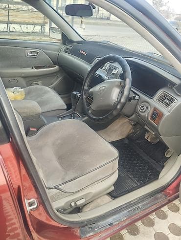 ланд круизер прадо: Toyota Qualis: 1997 г., 2.5 л, Автомат, Бензин, Универсал — 8