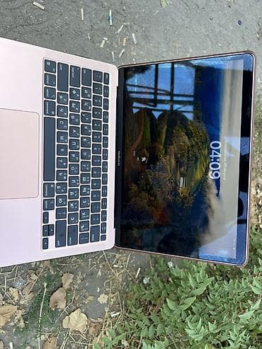 Ультрабук, Б/у, Apple M1, ОЗУ, RAM: 8 ГБ