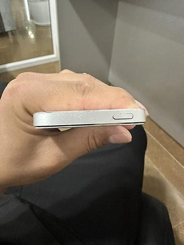 16 гб оперативной памяти: IPhone 5, Б/у, < 16 ГБ, Белый — 5