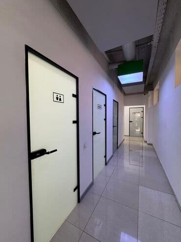 золотые пески: Сдаю Офис, 161 м², В жилом комплексе, 1 линия — 9