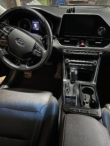 e klass: Hyundai Grandeur: 2019 г., 3 л, Автомат, Газ, Седан — 1
