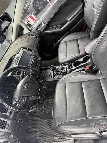 mersedes a class: Kia K3: 2018 г. — 6