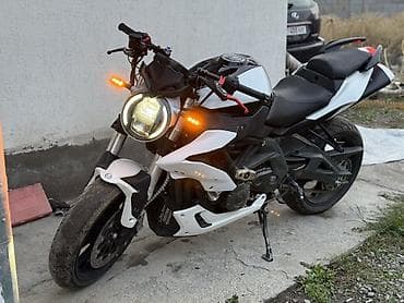 Мотоциклы: Классический мотоцикл 600 куб. см, Бензин, Взрослый, Б/у, В рассрочку — 1