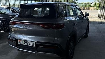 byd e9: BYD Yuan Up: 2025 г., Электромобиль, Кроссовер — 5