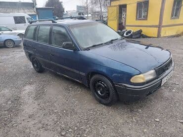 Opel Astra: 1992 г., 1.6 л, Механика, Бензин, Универсал at lalafo.kg Opel Astra: 1992 г., 1.6 л, Механика, Бензин, Универсал