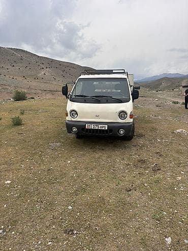 audi rs6: Легкий грузовик, Hyundai, Стандарт — 1