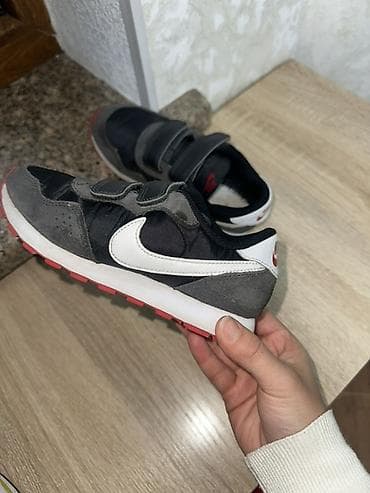 Детские кроссовки Nikeоригинал(модель в ретро-стиле). - Размер