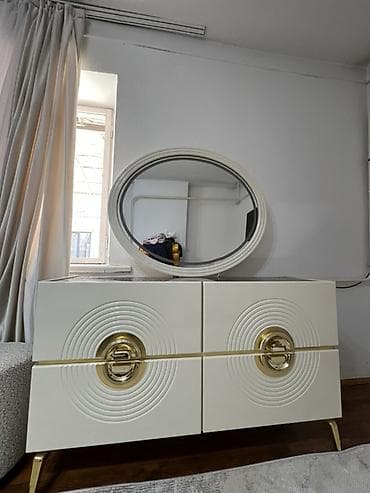 стол для кухне: Мебел шкаф сатылат баасы келишим баада — 2