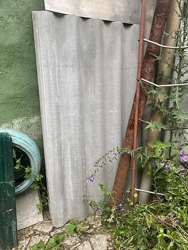 лом строительный: Профнастил/волнистые листы из серого волокнисто-цементного материала — 3