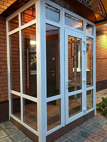 Пластиковое окно на заказ, Тип окна: Витражные, Мансардные, Панорамные, Декоративные особенности: Декоративный переплет, Бесплатная установка, Без рассрочки