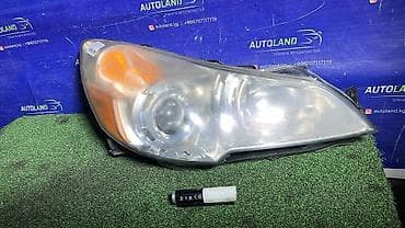 Передняя правая фара Subaru 2009 г., Б/у, Оригинал, Япония — 1