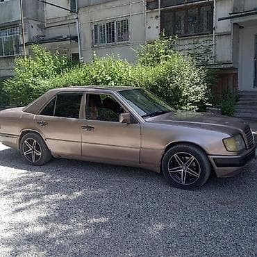 жалабат машина: Mercedes-Benz E-Class: 1993 г., Кол менен иштөөчү, Седан — 1