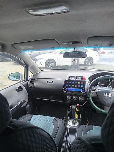 e60 m5: Honda Fit: 2002 г., 1.3 л, Вариатор, Бензин, Хэтчбэк — 4