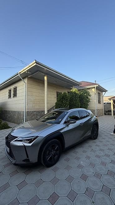 rx 330: Lexus UX: 2018 г., 2 л, Вариатор, Гибрид, Кроссовер — 3