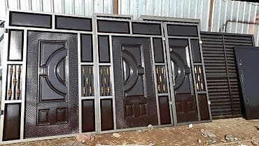 Стальные входные двери с декоративными панелями - Материал: прочная — 1