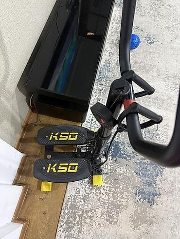Степпер KSD с поручнями и эспандерами - Компактный кардиотренажёр для