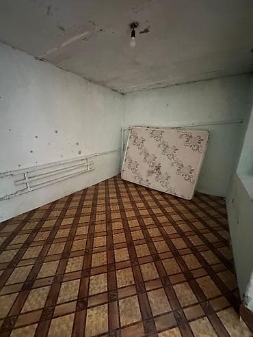 Бөлмөлөрдү ижарага берүү: 12 м², Эмерексиз — 2