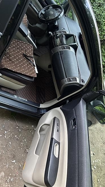 bmw 525: Toyota Prius: 2008 г., 1.8 л, Автомат, Гибрид, Хэтчбэк — 5