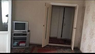 osh flats: 1 комната, 34 м², Индивидуалка, 11 этаж, Старый ремонт — 3