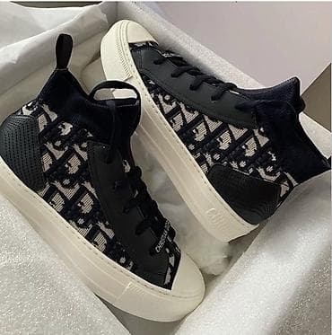 Кроссовки, 37, Dior, Новый, цвет - Синий, Бесплатная доставка at lalafo.kg Кроссовки, 37, Dior, Новый, цвет - Синий, Бесплатная доставка