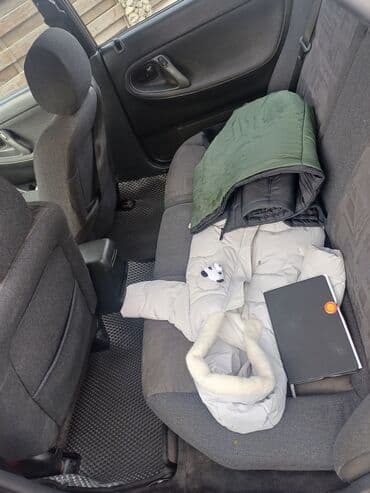 мазда куронос: Mazda Cronos: 1995 г., 2 л, Механика, Бензин, Седан — 7