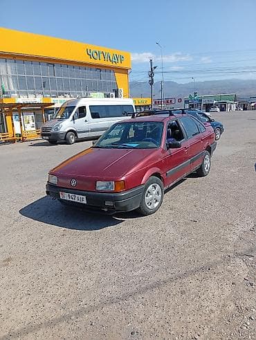 Продажа авто: Volkswagen Passat: 1988 г., Седан — 1