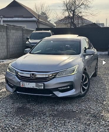 Honda Accord: 2017 г., 2.4 л, Вариатор, Бензин, Седан