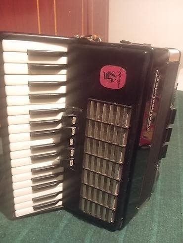magic stick: 40000 сом Кеми бар. Аккордеон вельтмейстер Стелла. Абалы ото жакшы — 1