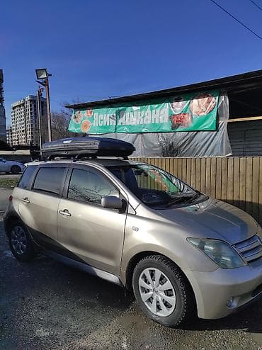 d 4d: Toyota Ist: 2003 г., 1.5 л, Автомат, Бензин, Хэтчбэк — 10