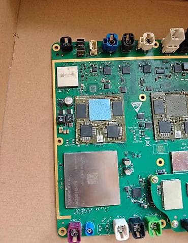 Унаа инструменттери: Запчасти для головного устройства Li Auto L9 (оригинал, снято с — 6