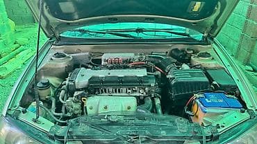 Транспорт: Hyundai Elantra: 2001 г., 2 л, Механика, Бензин, Седан — 6