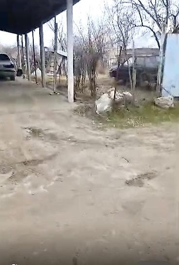 Үйдү ижарага алам: 🏡 САТЫЛАТ ЖЕР ҮЙ 📍 Район: Манас аэропорт тарап, Көк-Дарак көчөсү 📐 — 1