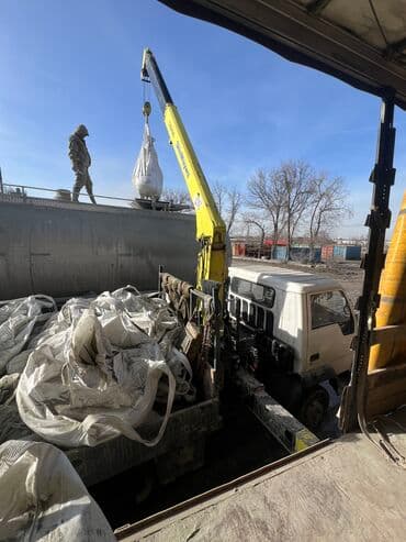 купить грузовой автомобиль с манипулятором бу: Манипулятор | Стрела 8 м 3000 т | Борт 5000 кг — 2