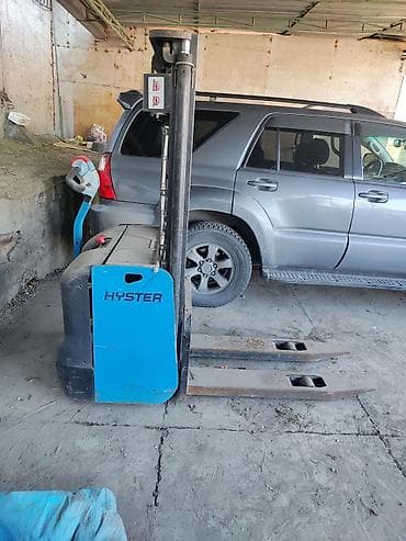 на погрузчик: Погрузчик, Вилочный — 2