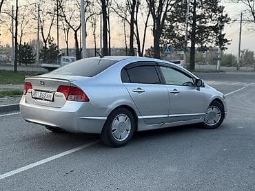 Продажа авто: Honda Civic: 2007 г., 1.3 л, Вариатор, Гибрид, Седан — 4